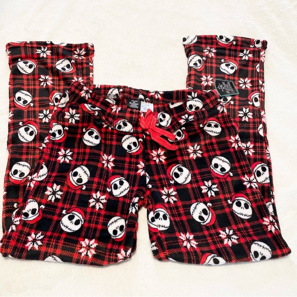 NWT Women’s Tim Burton’s Santa Jack Skellington Straight Leg Fleece Sleep Pants - Picture 4 of 6